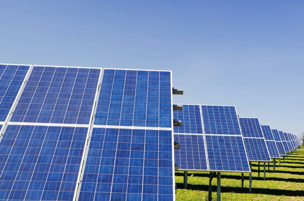 How to Compare Solar Panel Quotes, Costs and Savings